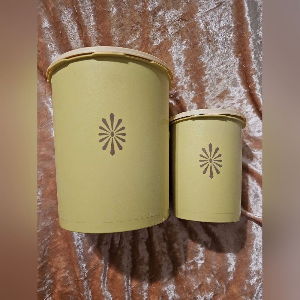 VTG Tupperware Harvest Gold Servalier Canisters
